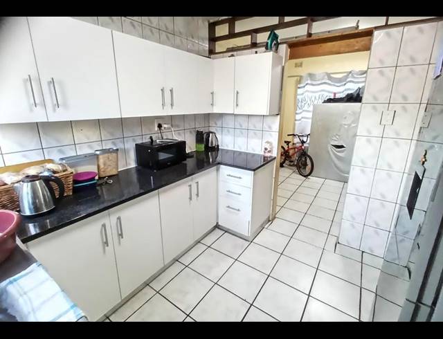 3 BEDROOM TOWNHOUSE FOR SALE IN PIETERMARITZBURG CENTRAL